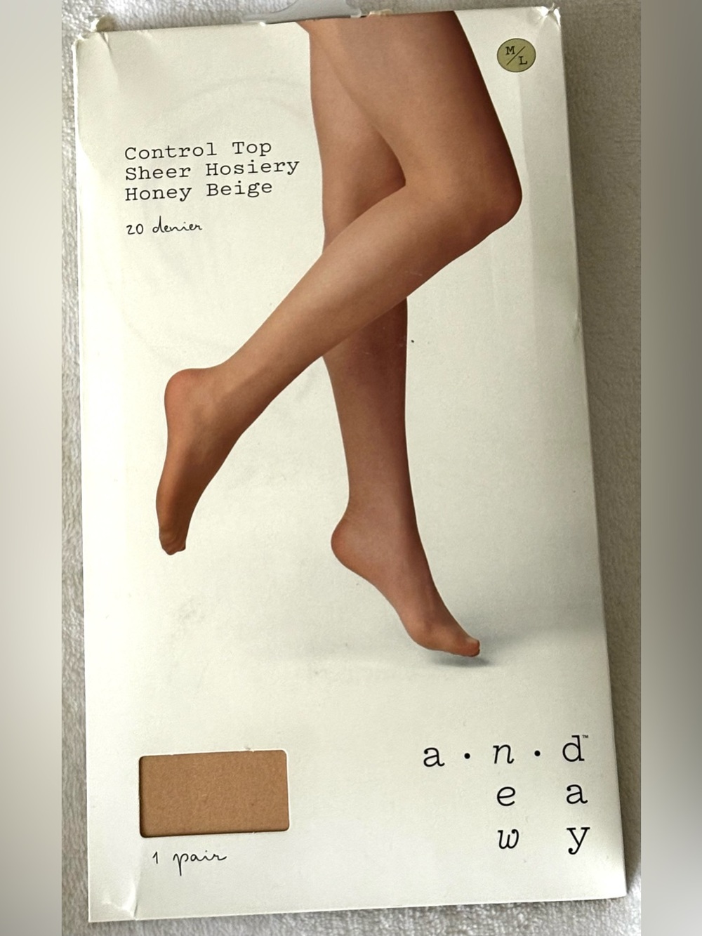 A New Day Control Top Sheer Hosiery Honey Beige Size M/L NWT